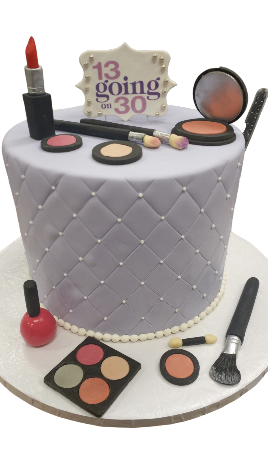 imagen de pastel de Custom cakes
